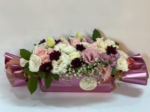 סידור פרחים סוכריה ורודה