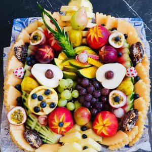 מגש פירות בינוני