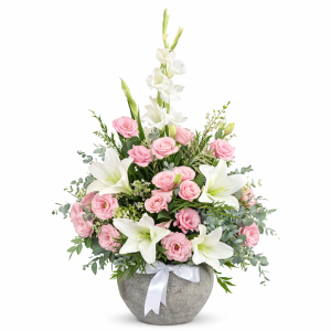 סידור פרחים שנהב ורוד